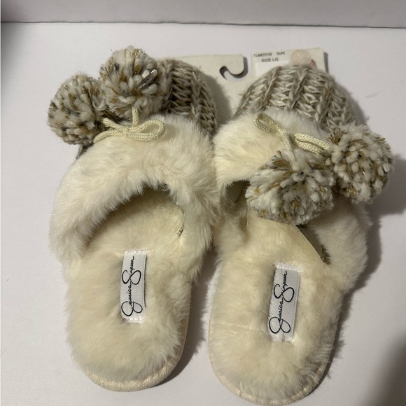 Jessica Simpson Cozy Knit and Faux Fur Slippers - Picture 2 of 5
